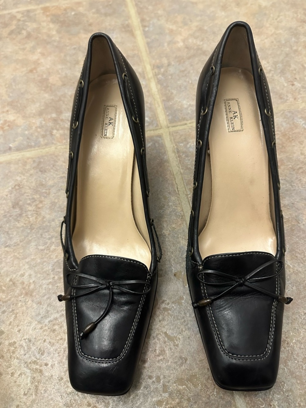 Anne Klein Black Leather Square-Toe Bow Pumps